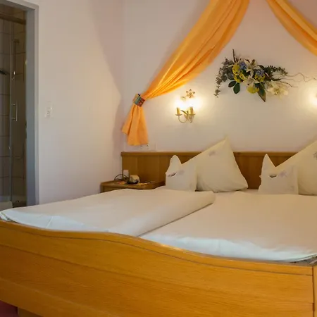 Das Edelweiss Seefeld in Tirol Chambre photo