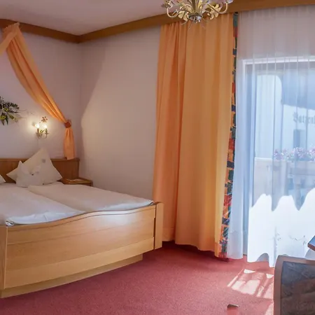 Das Edelweiss Seefeld in Tirol Chambre photo